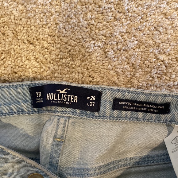 Hollister Mom Jeans - Picture 2 of 2